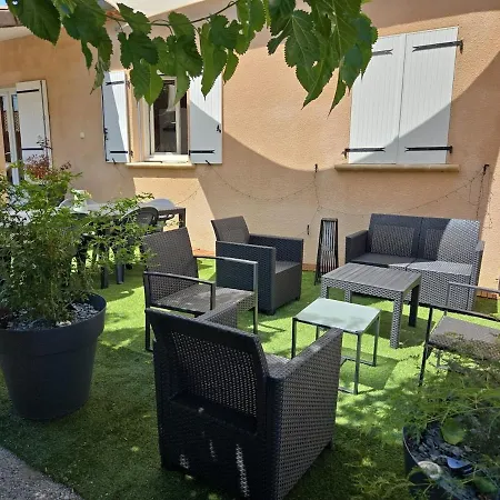 Hébergement de vacances Gite de charme avec piscine balneo ruoms Ruoms